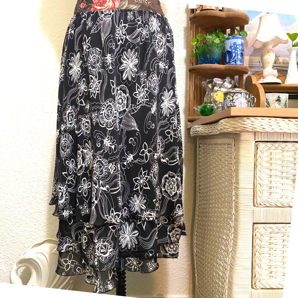 Witchycore fairy cottage dark boho Floral Tiered Midi Skirt XL Chiffon Elementz
